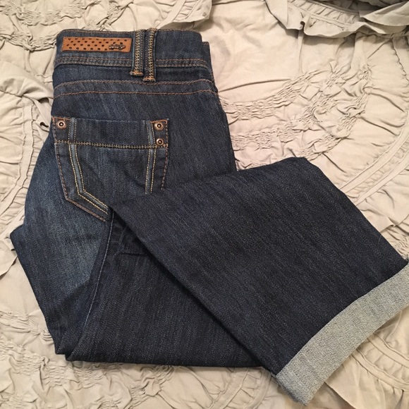 Jolt Jeans •NWT• Cropped distressed denim • Size 1 - Picture 2 of 6